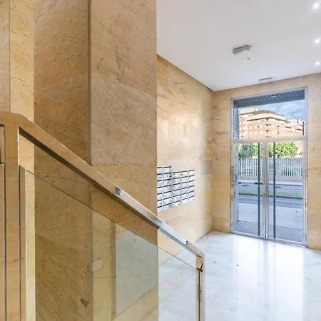 Piso 3 Plaza De Garaje Privada Y Grat Daire